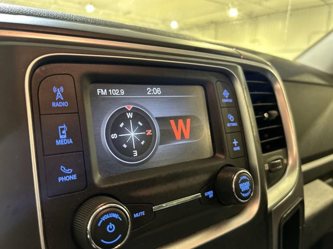 2022 RAM 1500 Classic SLT 4x4 Crew Photo