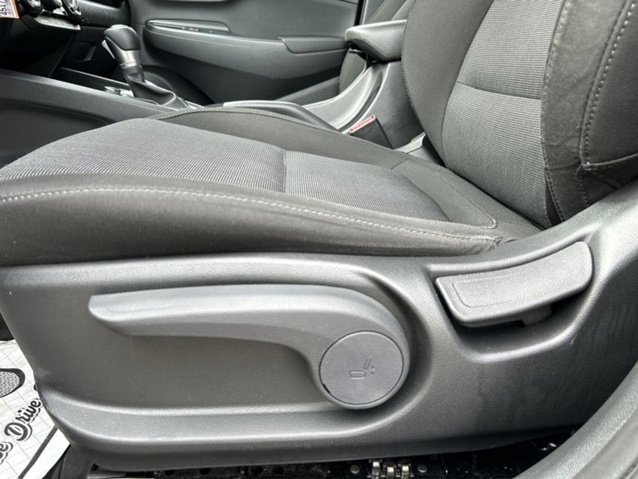 2022 Hyundai KONA Essential AWD | No accidents Photo