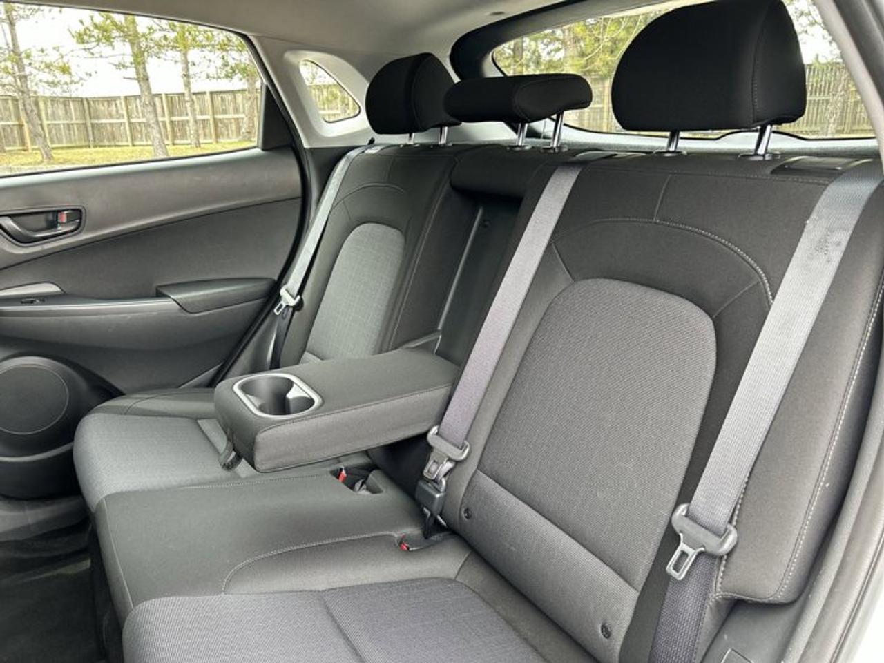 2022 Hyundai KONA Essential AWD | No accidents Photo