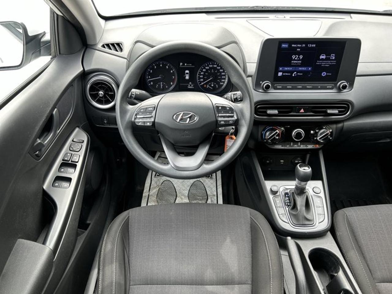 2022 Hyundai KONA Essential AWD | No accidents Photo