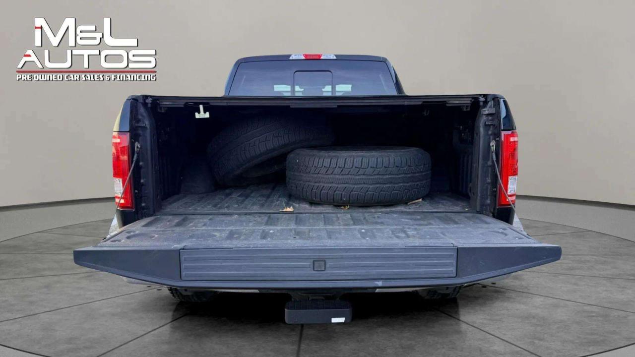 2017 Ford F-150 4WD SuperCrew 157" Lariat Photo