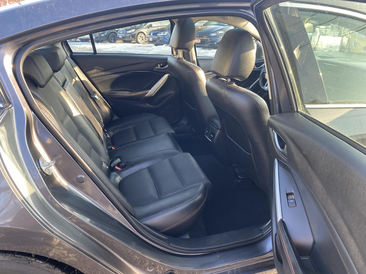 2014 Mazda MAZDA6 Accident Free/Automatic/Gas Saver/Leather/Roof Photo