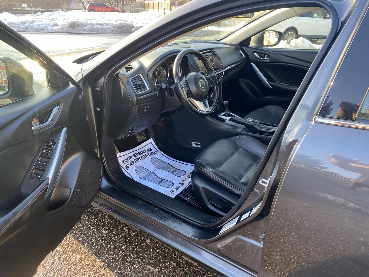 2014 Mazda MAZDA6 Accident Free/Automatic/Gas Saver/Leather/Roof Photo