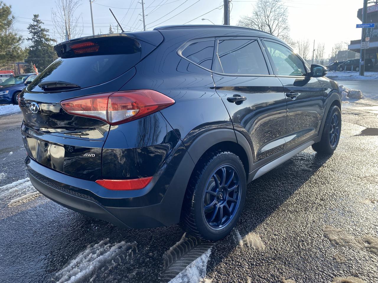 2017 Hyundai Tucson AWD/Automatic/Leather/Roof/Bckup Camera/BT Photo