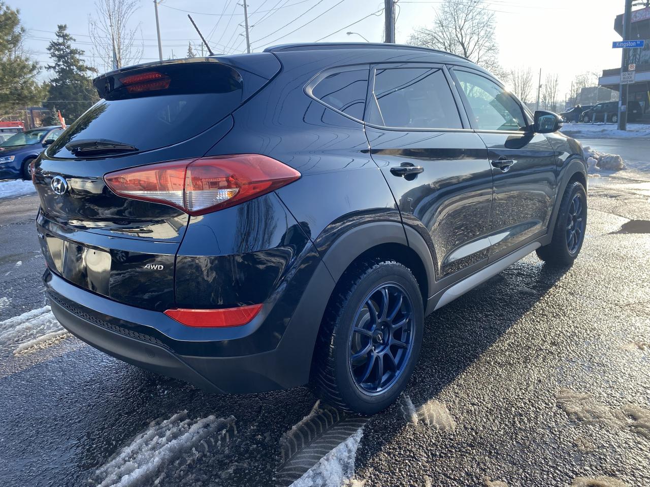 2017 Hyundai Tucson AWD/Automatic/Leather/Roof/Bckup Camera/BT Photo