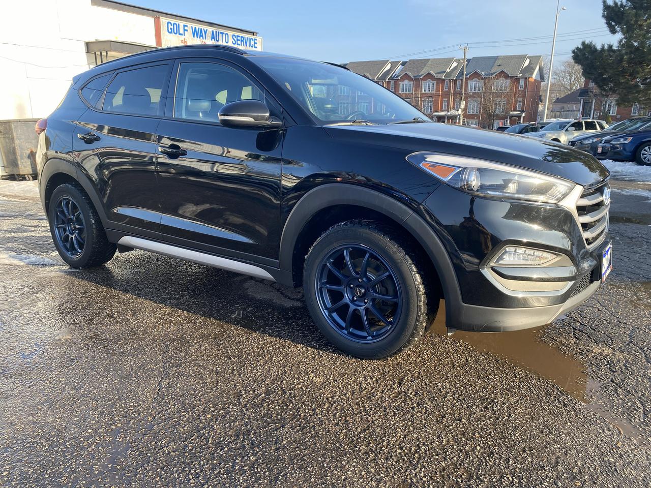 2017 Hyundai Tucson AWD/Automatic/Leather/Roof/Bckup Camera/BT Photo