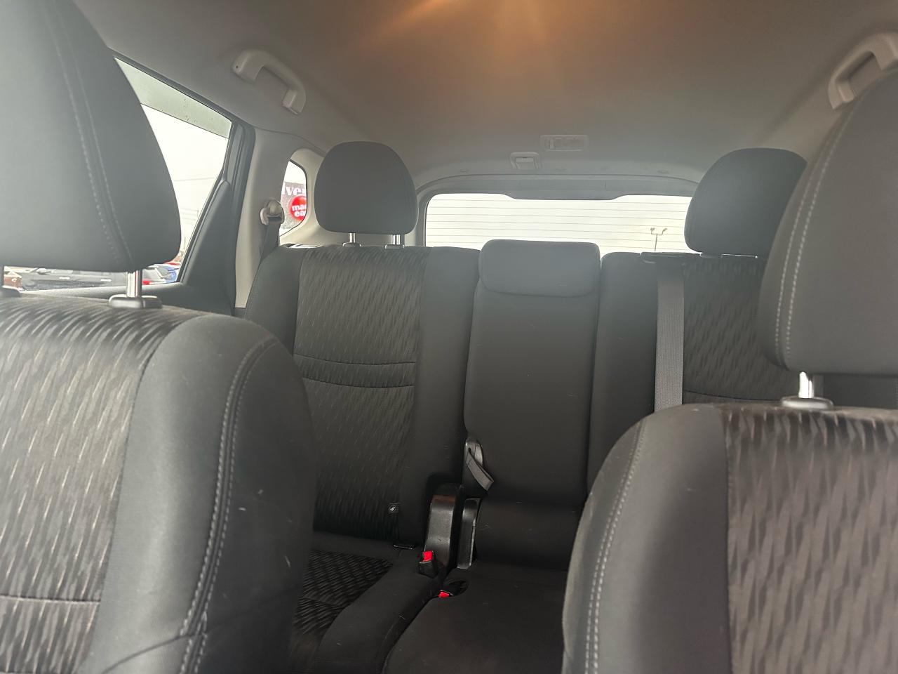 2020 Nissan Rogue S Photo