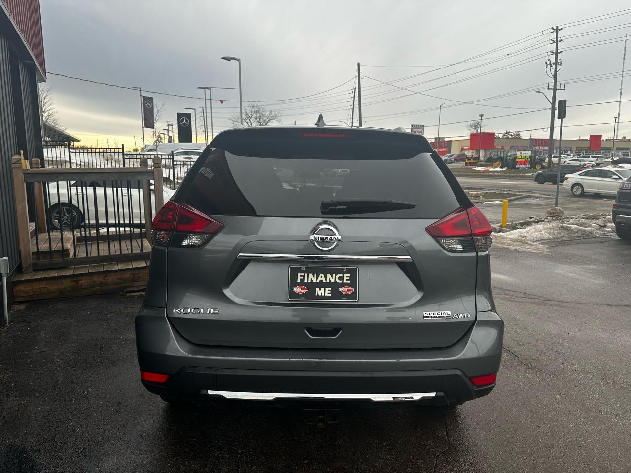 2020 Nissan Rogue S Photo3