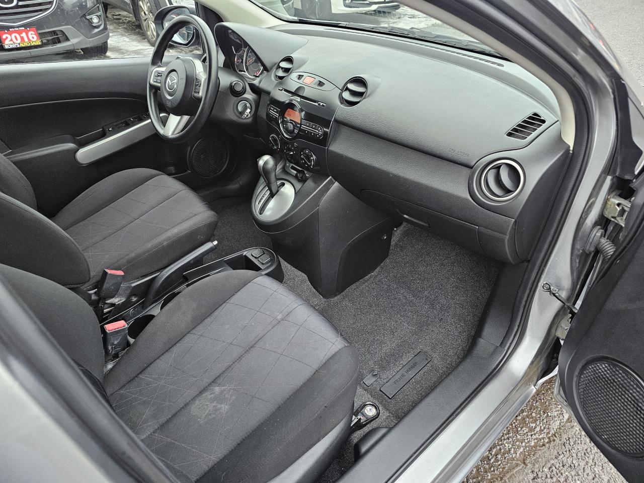 2012 Mazda MAZDA2 4dr HB Auto, POWER GROUP, A/C, ONLY 33687 KM Photo