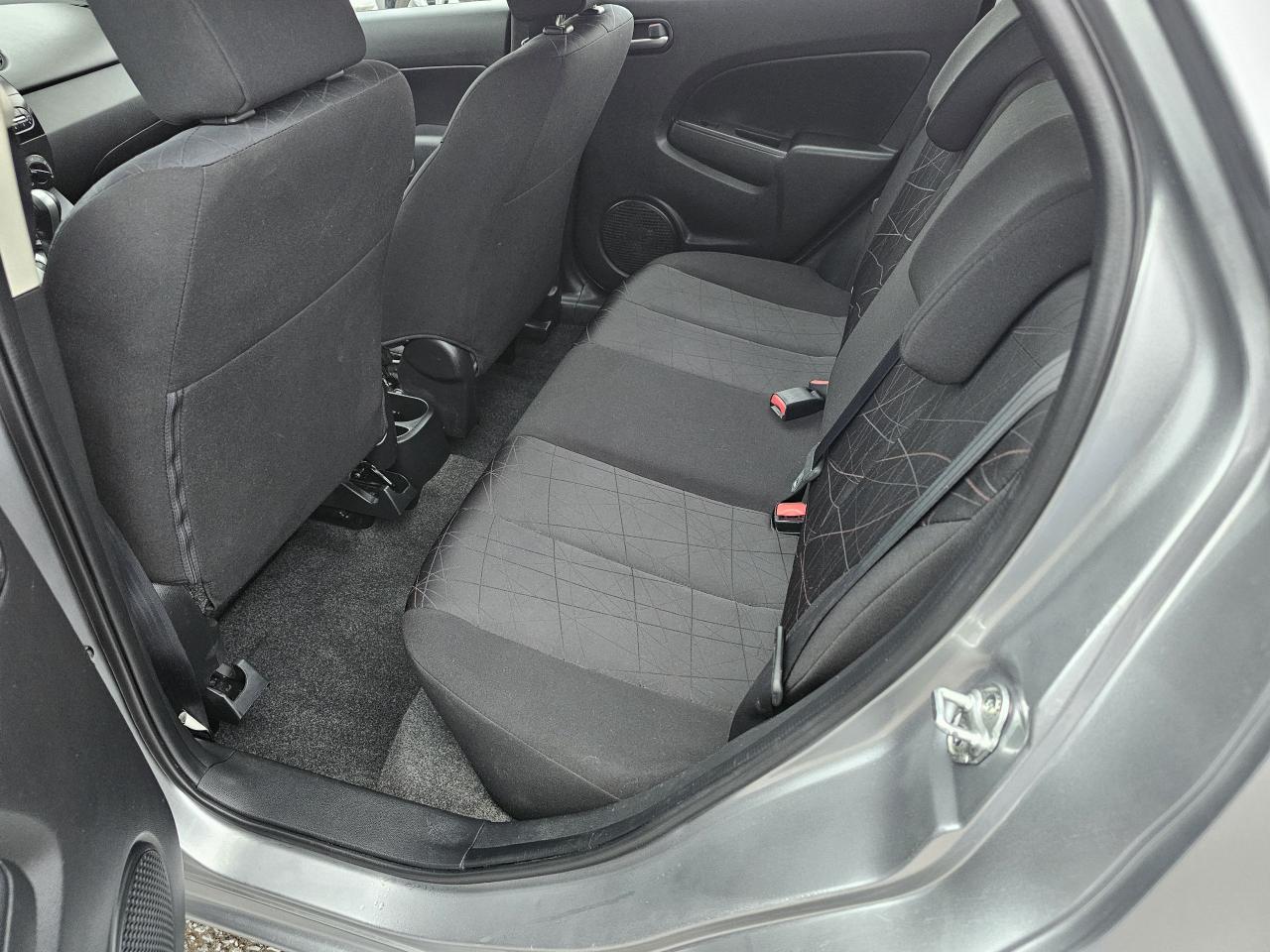 2012 Mazda MAZDA2 4dr HB Auto, POWER GROUP, A/C, ONLY 33687 KM Photo