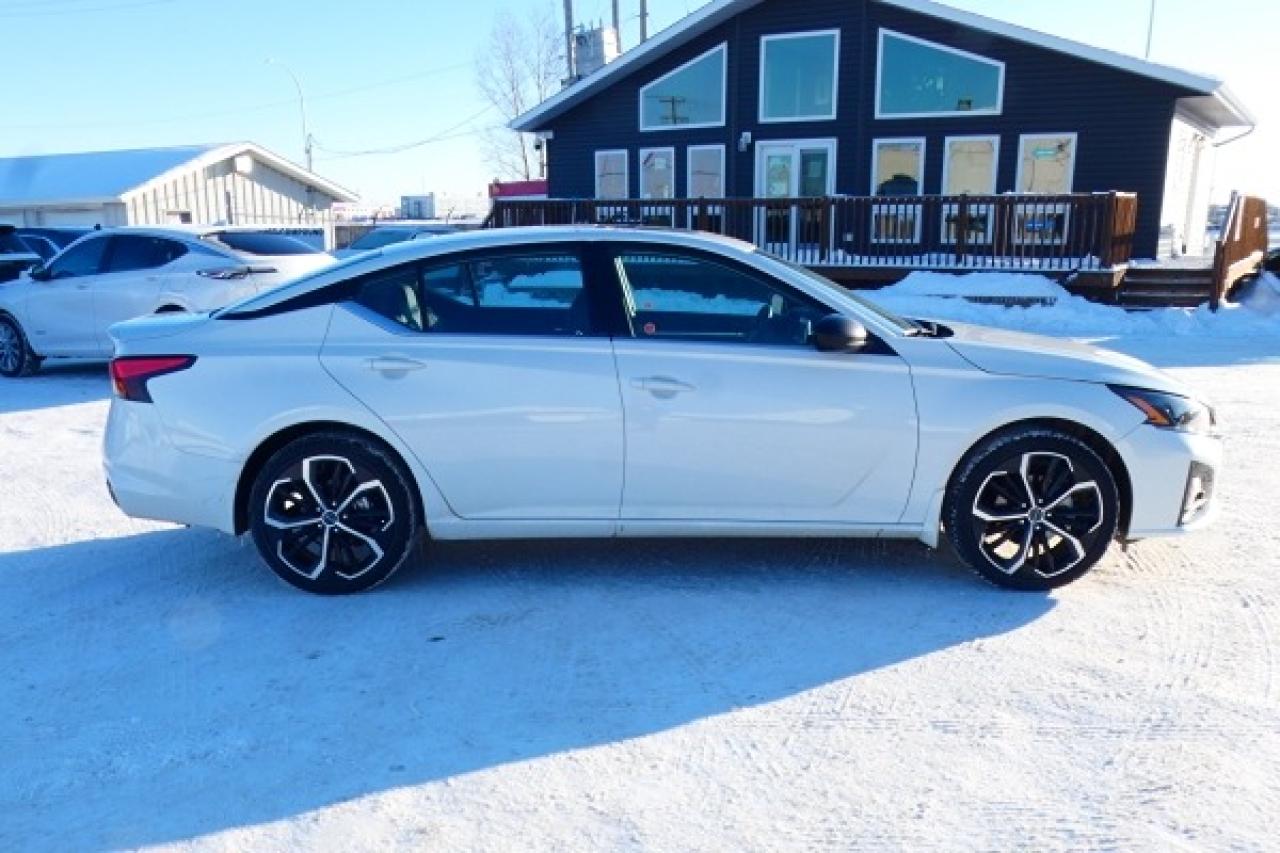 2024 Nissan Altima SR AWD w/Htd L.wrap, S/R, BUC - Photo #1