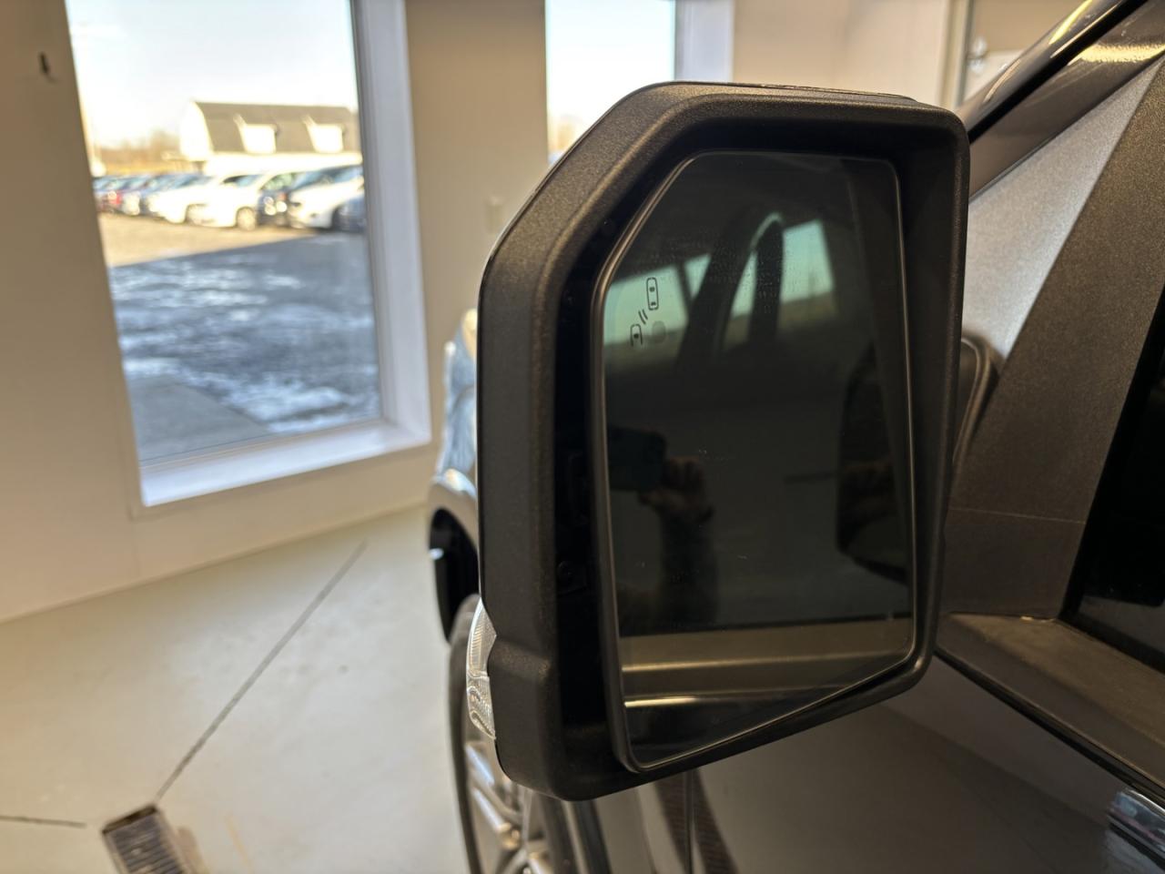 2019 Ford F-150 Lariat Photo