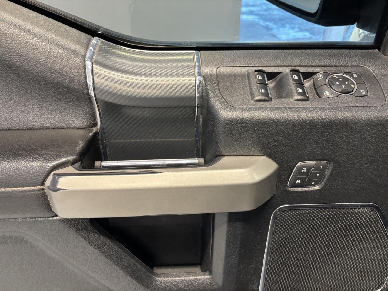 2019 Ford F-150 Lariat Photo