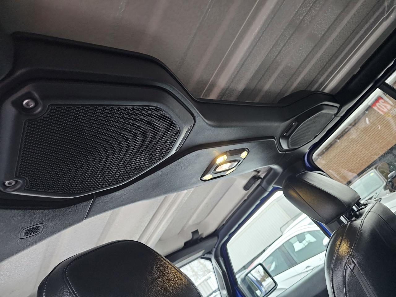 2019 Jeep Wrangler SAHARA 4X4 Photo