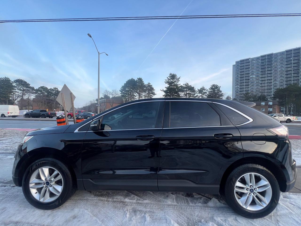 2016 Ford Edge SEL-LEATHER-NAV-SUNROOF-BACK CAM& MORE! Photo3