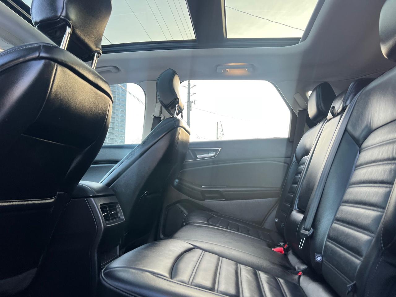 2016 Ford Edge SEL-LEATHER-NAV-SUNROOF-BACK CAM& MORE! Photo