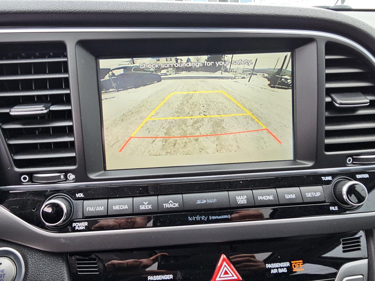 2017 Hyundai Elantra Limited Ultimate, AUTO, NAVI, BACKUP CAMERA, 211KM Photo