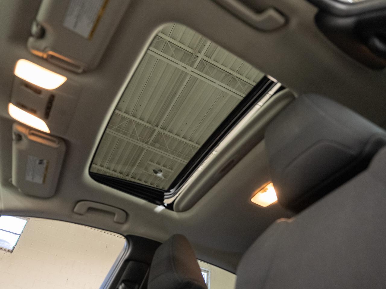 2022 Toyota Corolla LE UPGRADE | Sunroof | LaneDep | ACC | CarPlay Photo