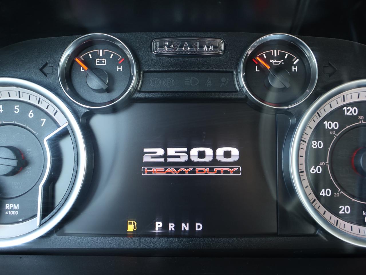 2018 RAM 2500 SLT-OFF ROAD HEMI 4WD CERTIFIED *ACCIDENT FREE*DODGE MAINTAIN**LOW KMS* CAMERA BLUETOOTH HEATED SEATS CRUISE ALLOYS Photo