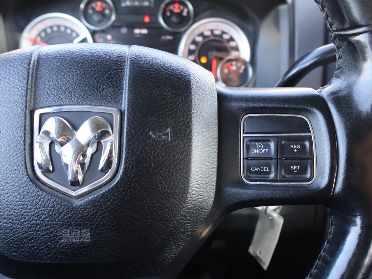 2018 RAM 2500 SLT-OFF ROAD HEMI 4WD CERTIFIED *ACCIDENT FREE*DODGE MAINTAIN**LOW KMS* CAMERA BLUETOOTH HEATED SEATS CRUISE ALLOYS Photo