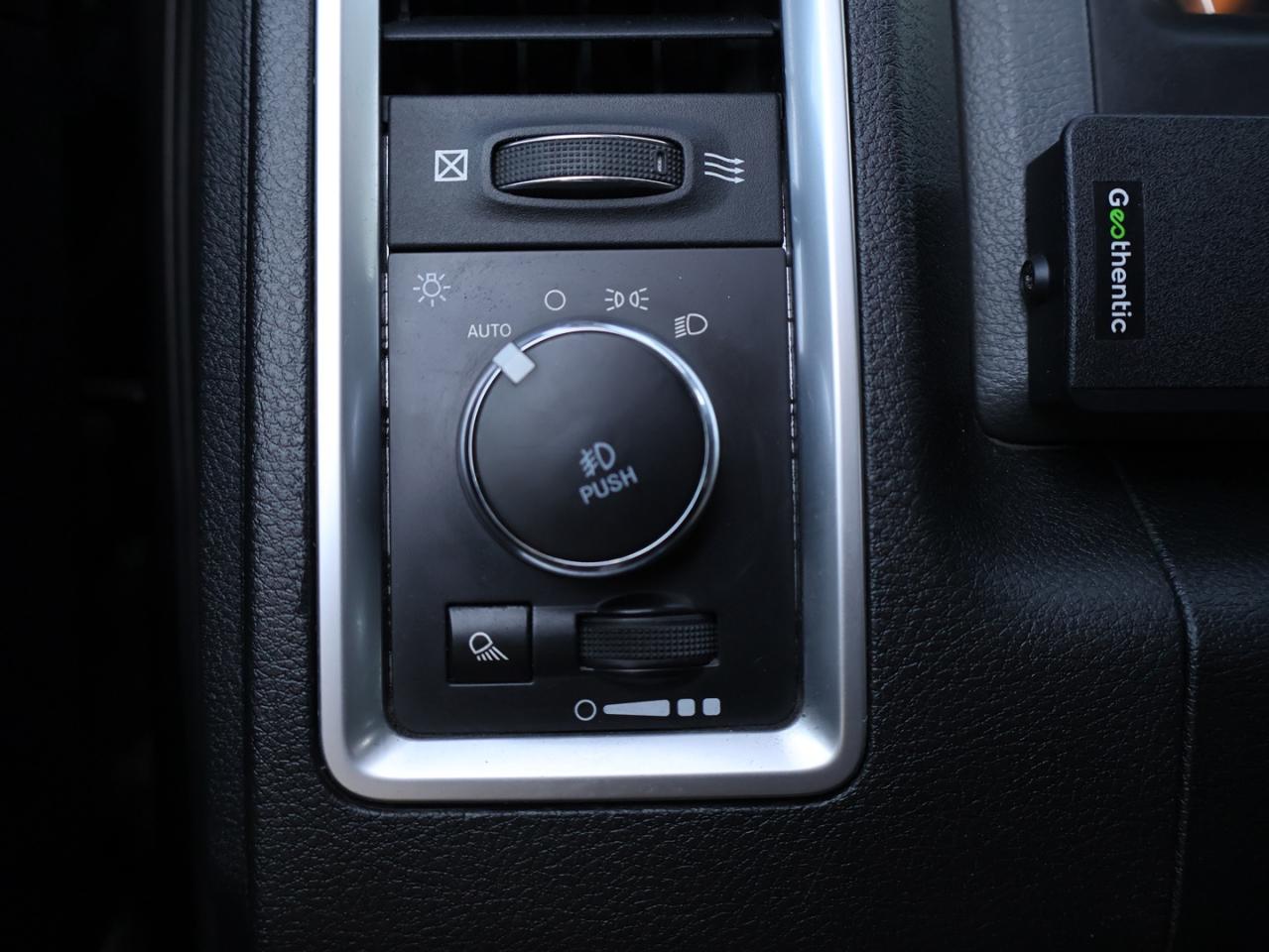 2018 RAM 2500 SLT-OFF ROAD HEMI 4WD CERTIFIED *ACCIDENT FREE*DODGE MAINTAIN**LOW KMS* CAMERA BLUETOOTH HEATED SEATS CRUISE ALLOYS Photo