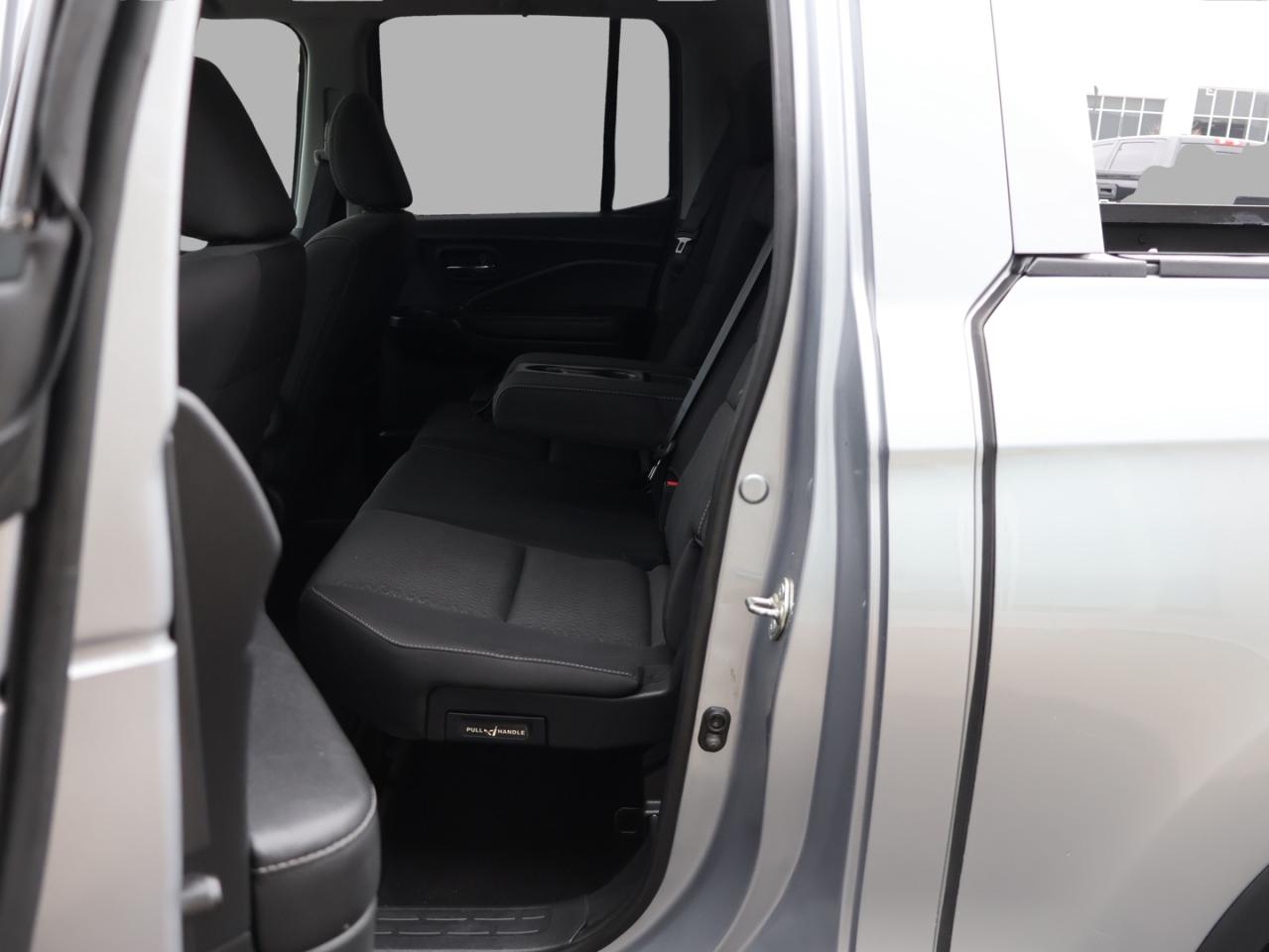 2017 Honda Ridgeline SPORT AWD CETRTIFIED *HONDA MAINTAIN* CAMERA BLUETOOTH HEATED SEATS SUNROOF CRUISE ALLOYS Photo