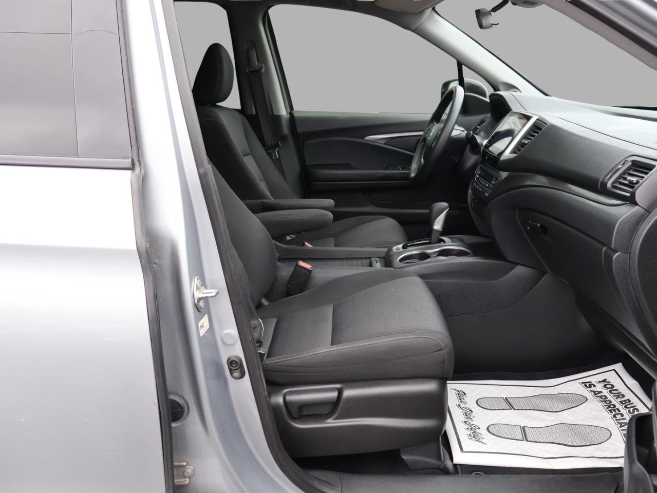 2017 Honda Ridgeline SPORT AWD CETRTIFIED *HONDA MAINTAIN* CAMERA BLUETOOTH HEATED SEATS SUNROOF CRUISE ALLOYS Photo