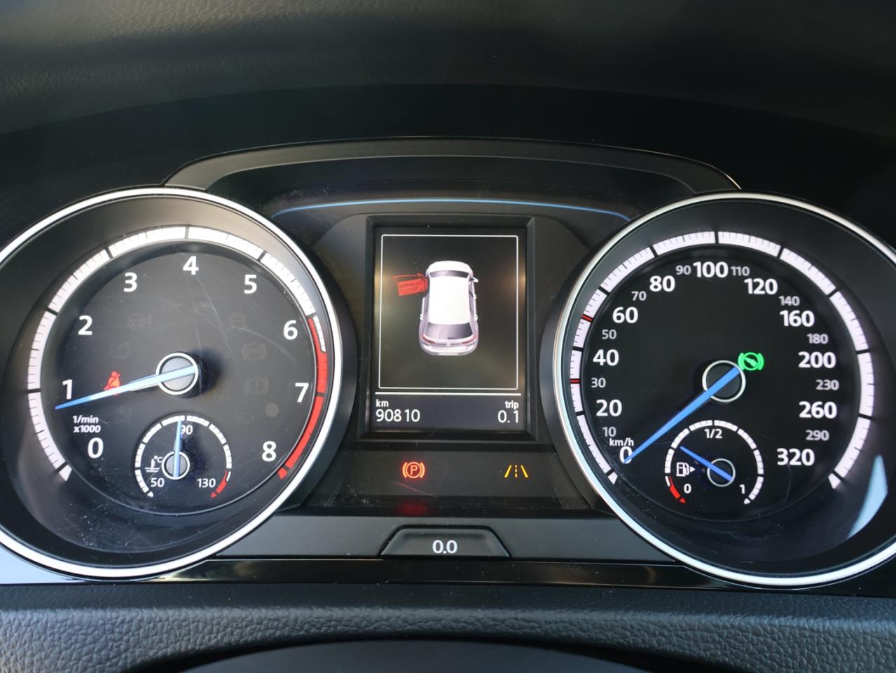 2016 Volkswagen Golf R DSG AWD CERTIFIED CAMERA *LOW KMS* BLUETOOTH LEATHER HEATED SEATS CRUISE ALLOYS Photo