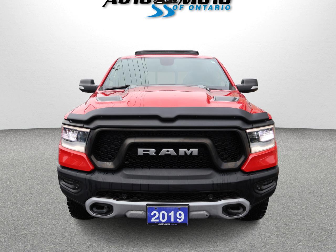 2019 RAM 1500 REBEL HEMI 4WD CERTIFIED *1 OWNER*ACCIDENT FREE* CAMERA NAV BLUETOOTH LEATHER HEATED SEATS SUNROOF CRUISE ALLOYS Photo