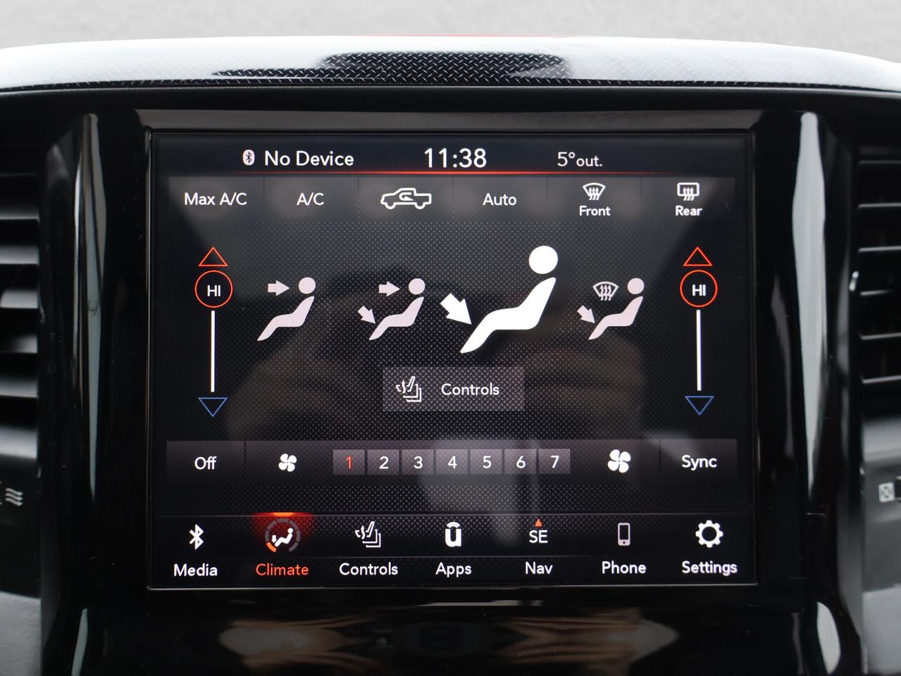 2019 RAM 1500 REBEL HEMI 4WD CERTIFIED *1 OWNER*ACCIDENT FREE* CAMERA NAV BLUETOOTH LEATHER HEATED SEATS SUNROOF CRUISE ALLOYS Photo