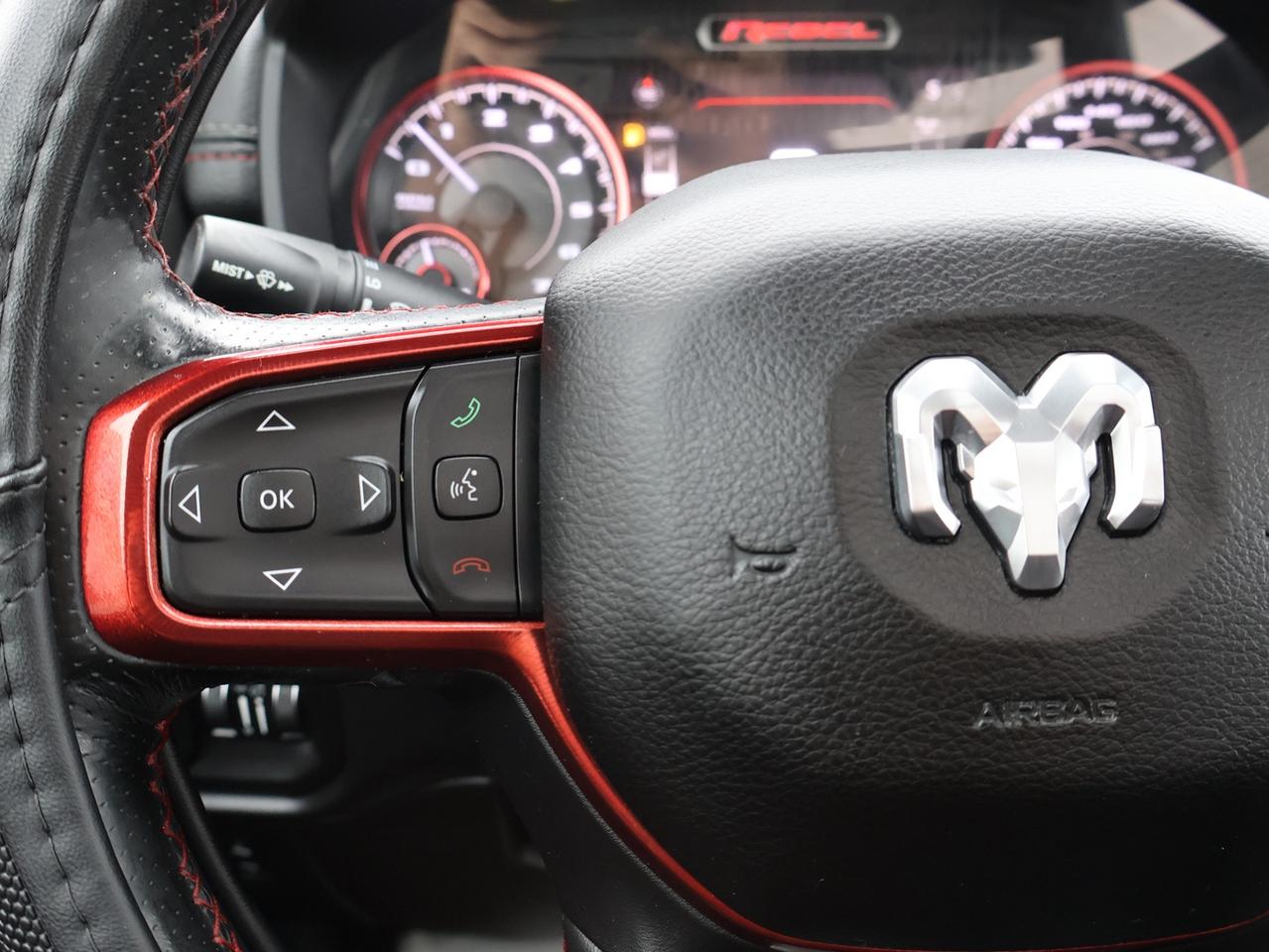2019 RAM 1500 REBEL HEMI 4WD CERTIFIED *1 OWNER*ACCIDENT FREE* CAMERA NAV BLUETOOTH LEATHER HEATED SEATS SUNROOF CRUISE ALLOYS Photo