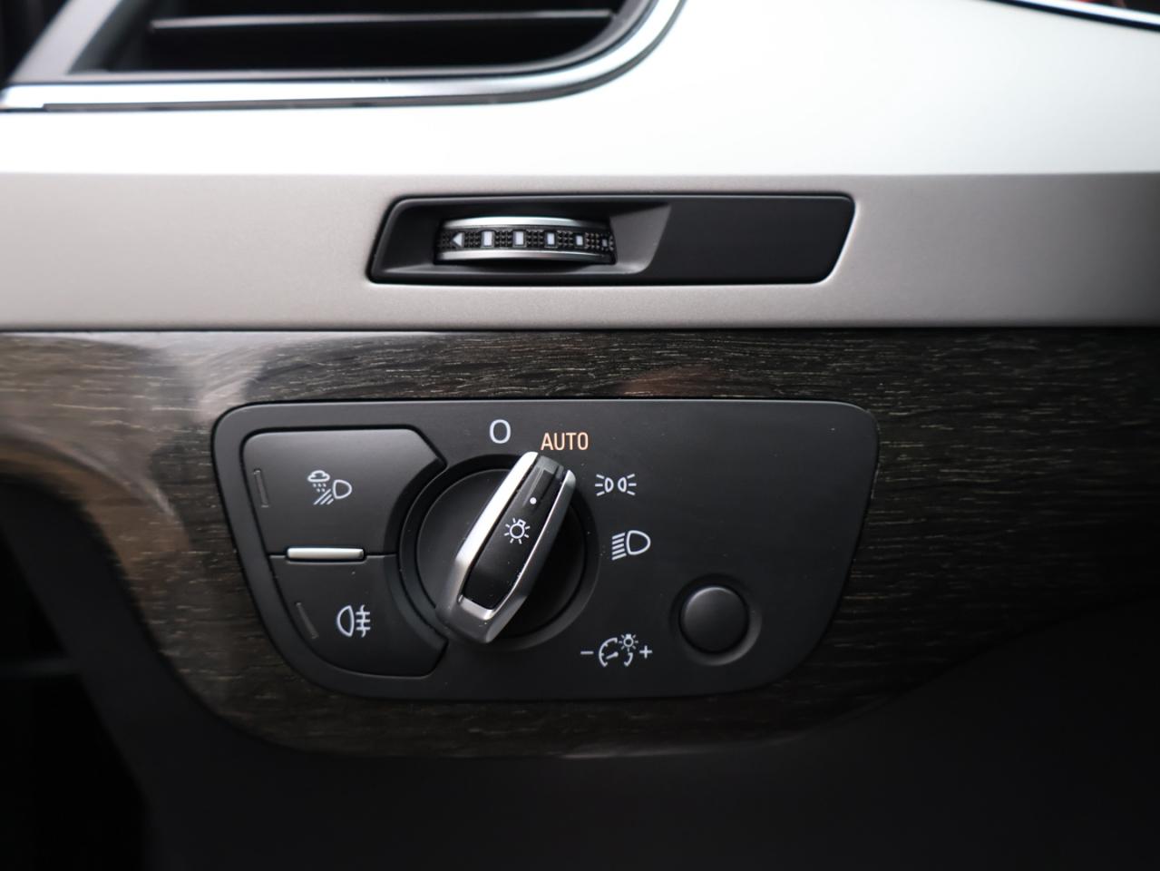 2019 Audi Q7 V6 TECHNIK S-LINE AWD CERTIFIED *ACCIDENT FREE*AUDI MAINTAIN* CAMERA NAV BLUETOOTH LEATHER HEATED SEATS PANO ROOF CRUISE ALLOYS Photo