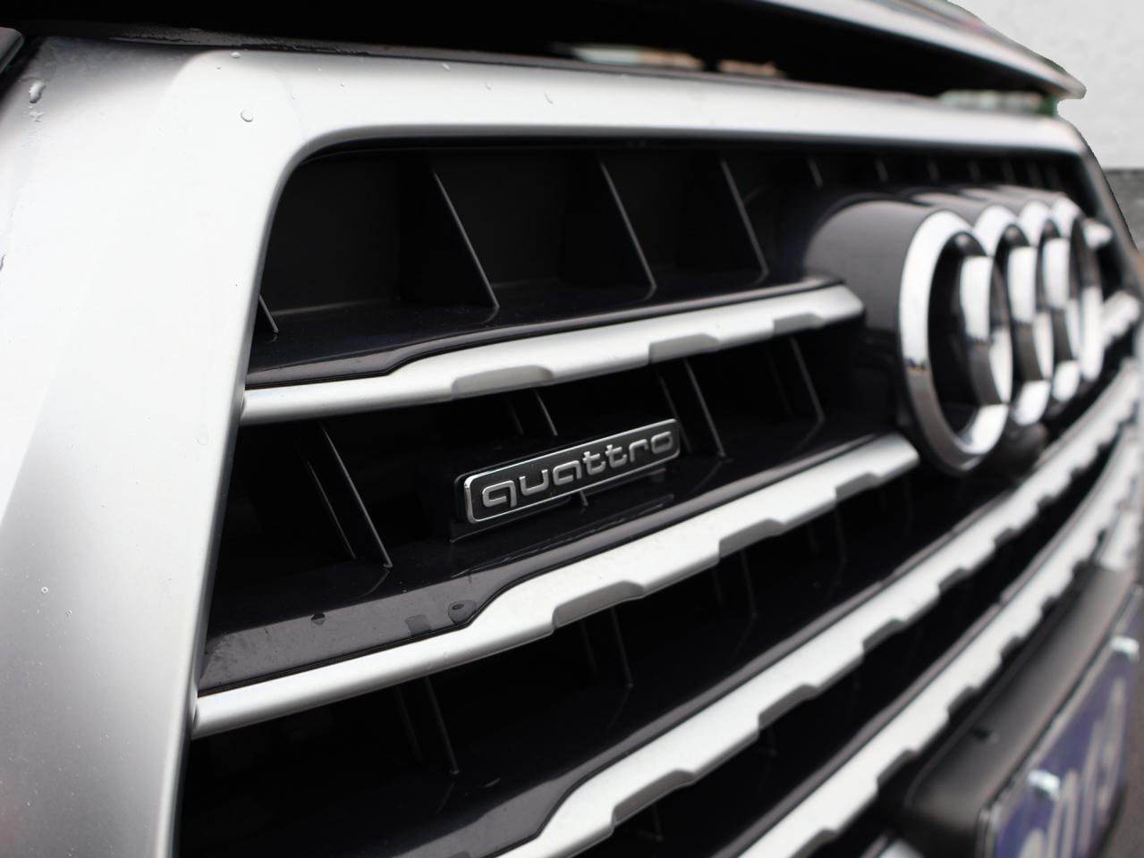 2019 Audi Q7 V6 TECHNIK S-LINE AWD CERTIFIED *ACCIDENT FREE*AUDI MAINTAIN* CAMERA NAV BLUETOOTH LEATHER HEATED SEATS PANO ROOF CRUISE ALLOYS Photo