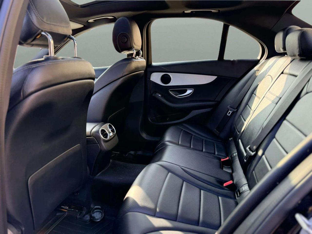 2018 Mercedes-Benz C-Class C 300 4MATIC Sedan Photo