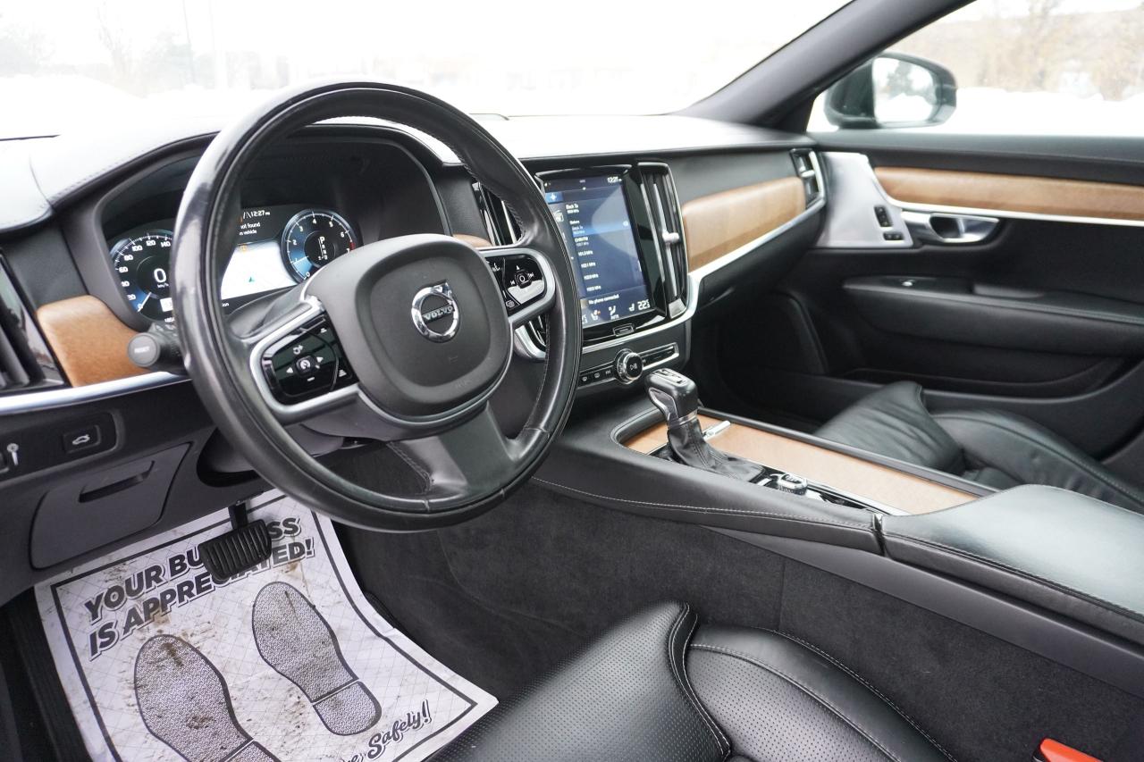 2019 Volvo S90 INSCRIPTION/ T6 AWD/ BLACK ON BLACK BEAUTY/ LOADED Photo
