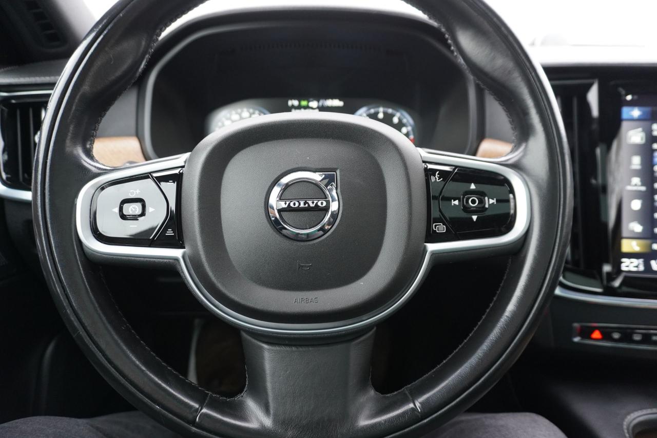 2019 Volvo S90 INSCRIPTION/ T6 AWD/ BLACK ON BLACK BEAUTY/ LOADED Photo