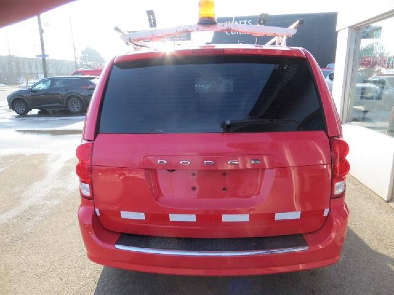 2019 Dodge Grand Caravan CERTIFIED, CARGO, LADDER RACKS, PWR INVERTER,RACKS Photo