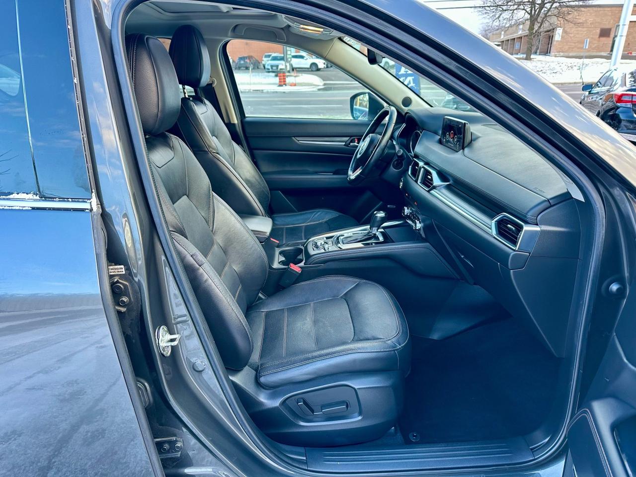 2017 Mazda CX-5 GT Photo