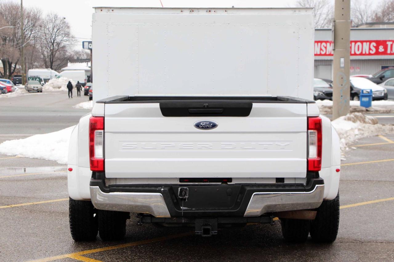 2011 Ford Econoline Base Photo