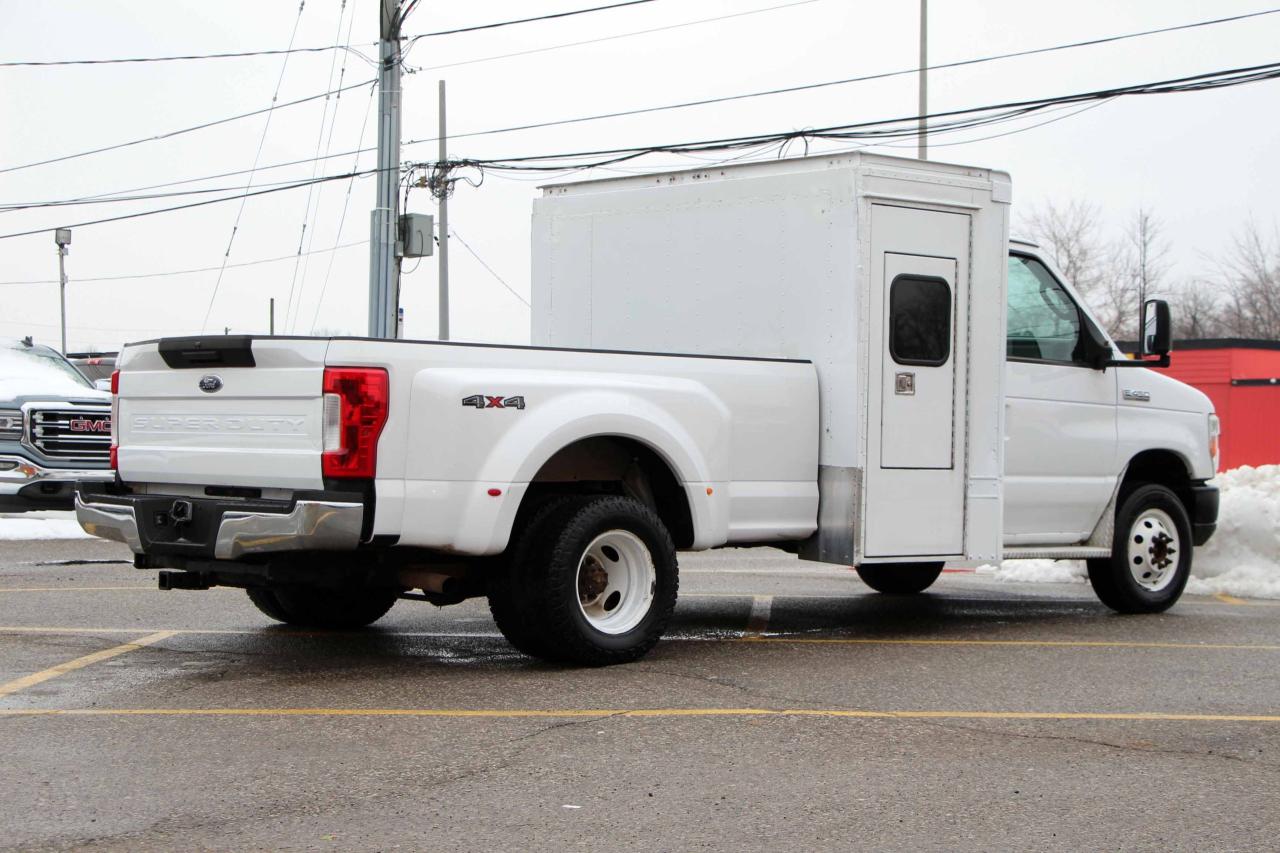 2011 Ford Econoline Base Photo