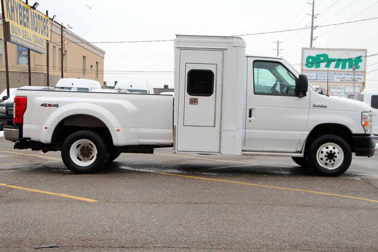 2011 Ford Econoline Base Photo