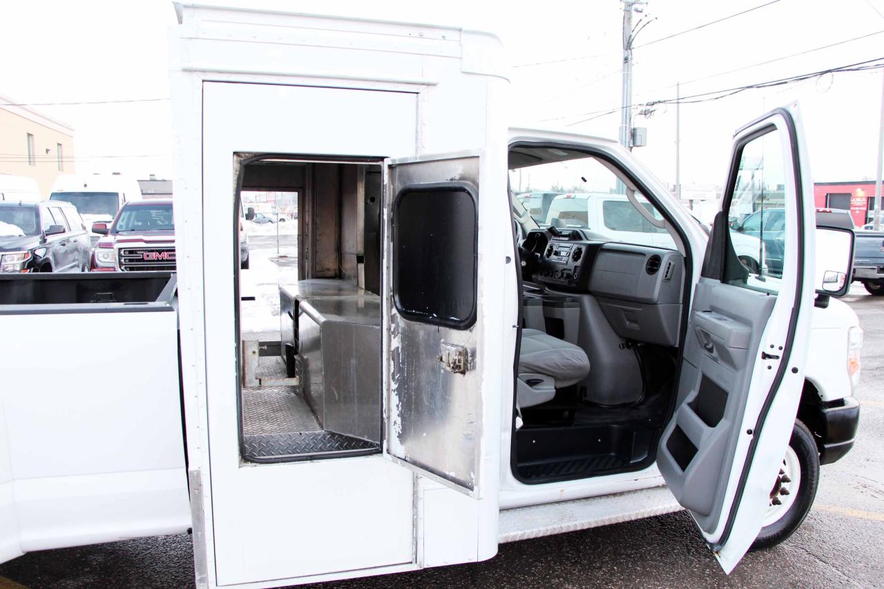 2011 Ford Econoline Base Photo