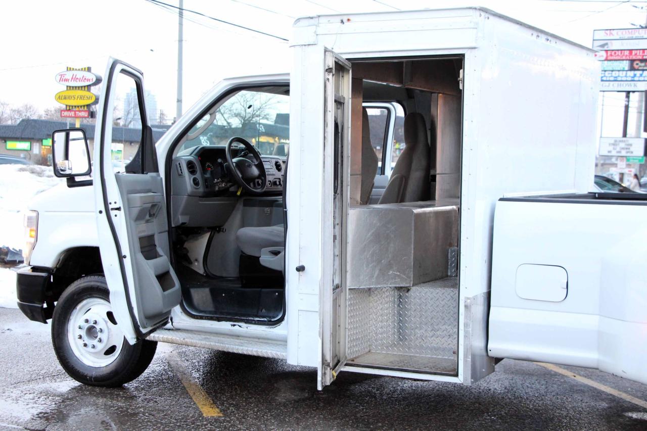 2011 Ford Econoline Base Photo