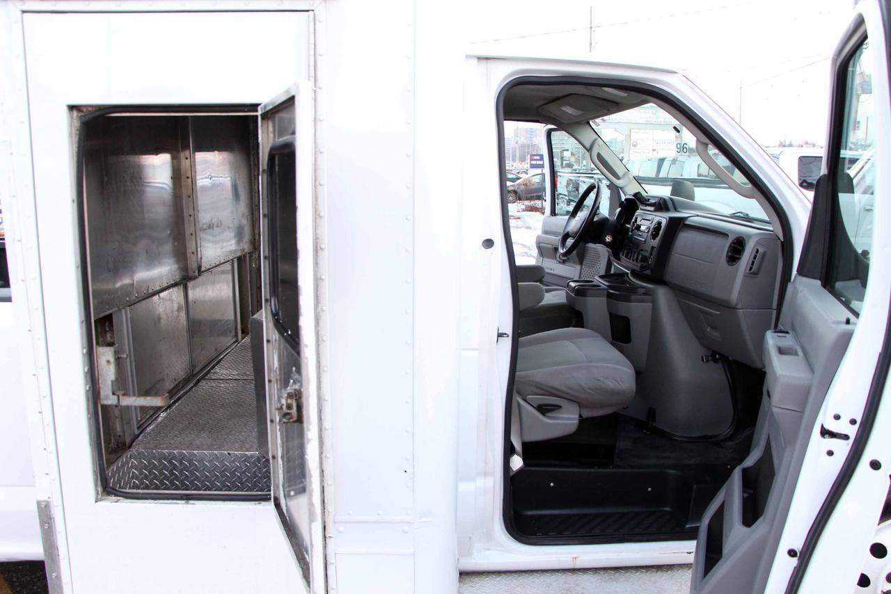 2011 Ford Econoline Base Photo