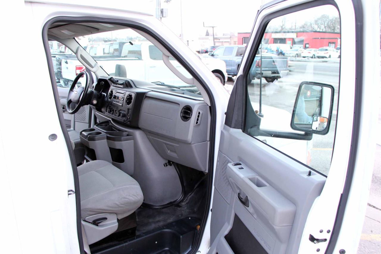 2011 Ford Econoline Base Photo