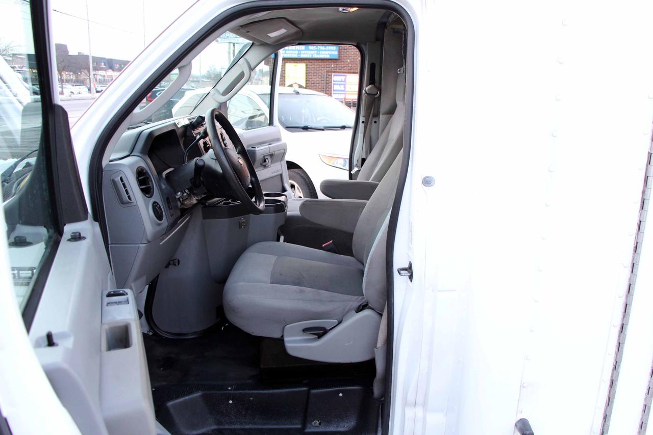 2011 Ford Econoline Base Photo