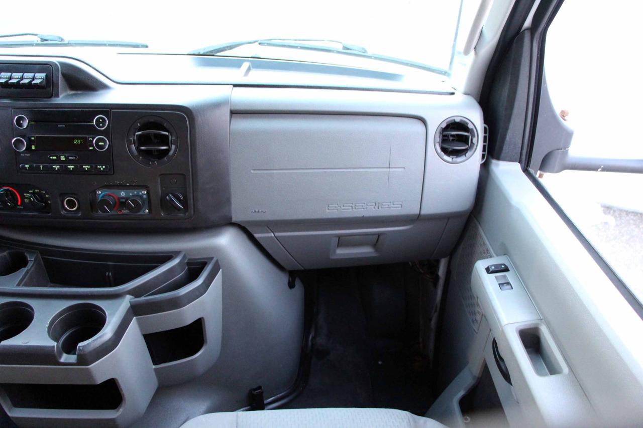 2011 Ford Econoline Base Photo