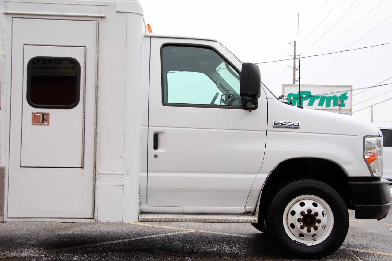 2011 Ford Econoline Base Photo