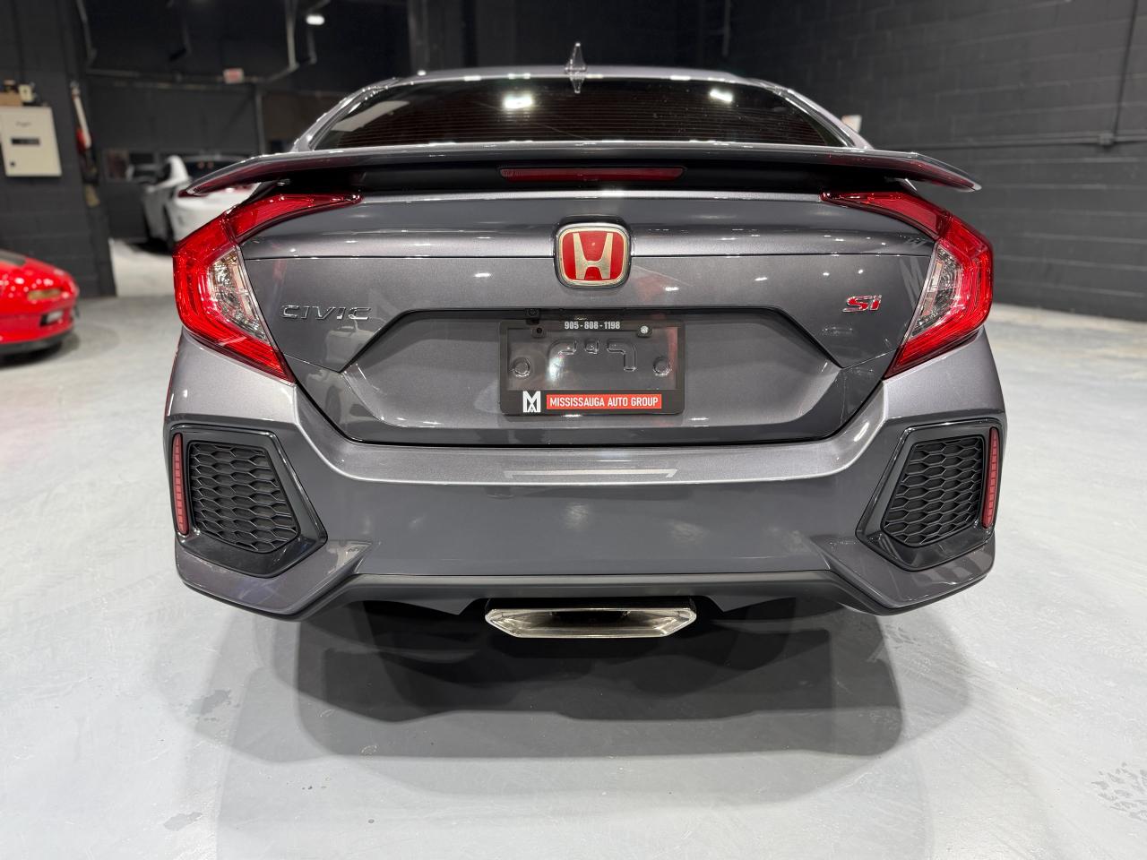 2017 Honda Civic 4DR MAN Photo