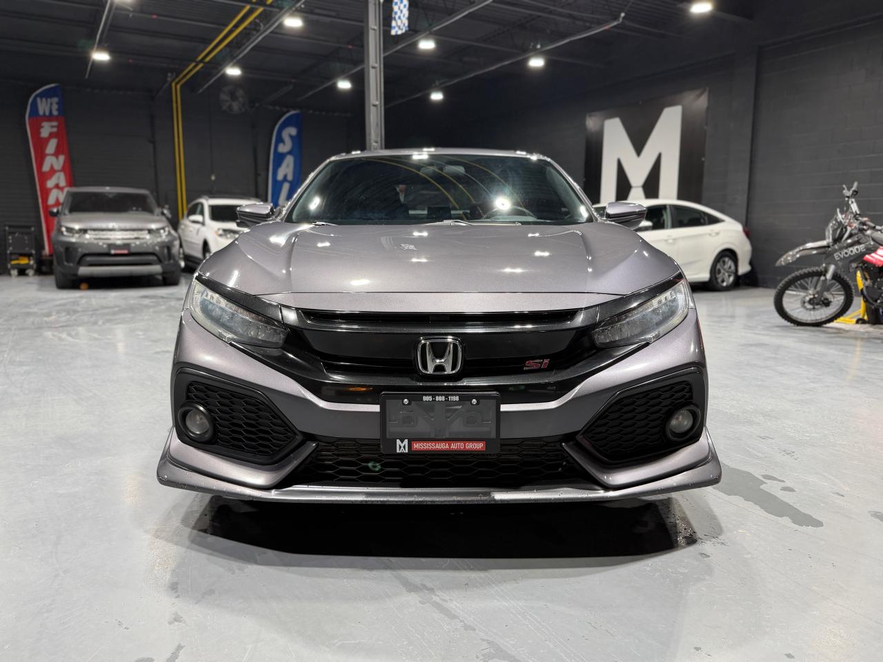 2017 Honda Civic 4DR MAN Photo